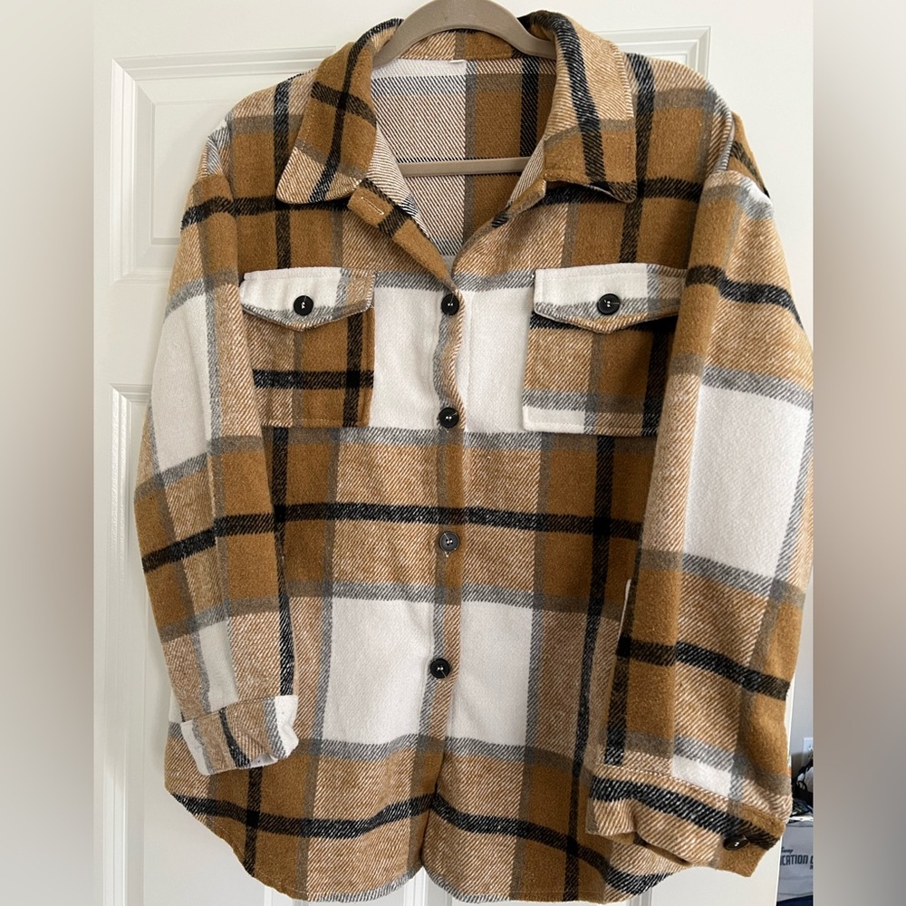 Viral Amazon Flannel Shacket - NWOT - Size Large